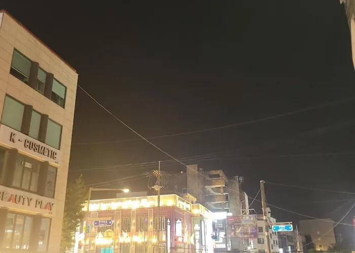 K Wave Only Female In Hongdae 1 * Seoul